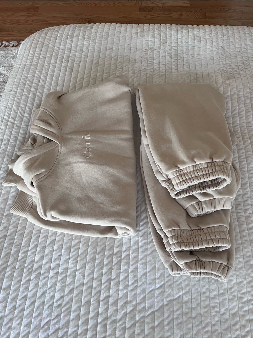 Comfrt matching sweat suit set: hoodie and 2 pants. Beige. All mediums.